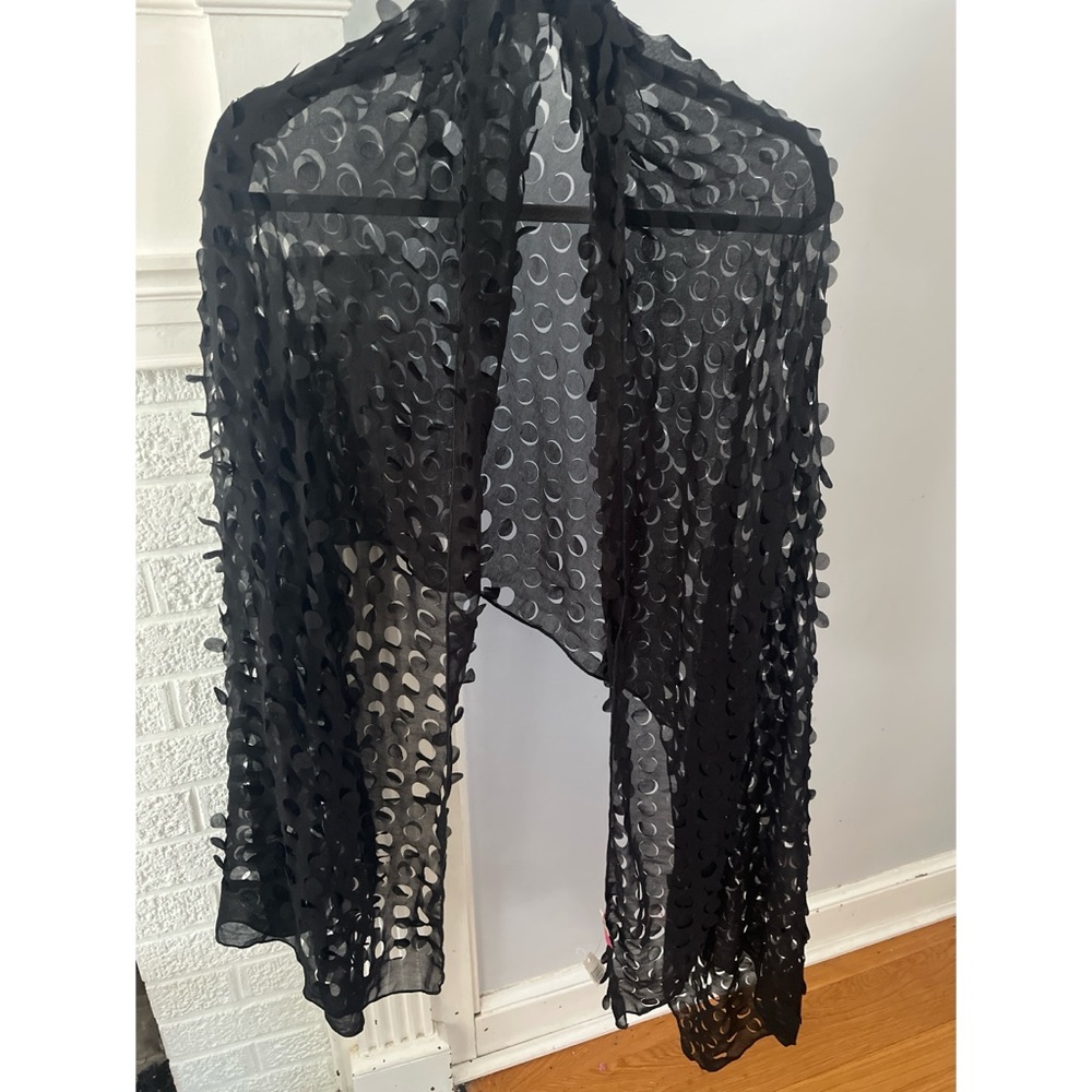 Cara New York Black & Cream Scarves- 2 Pieces - Picture 6 of 10